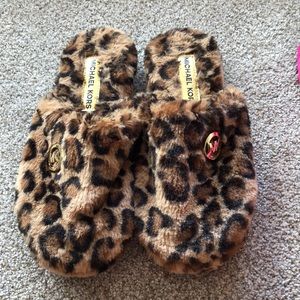 Leopard Michael kors house slippers